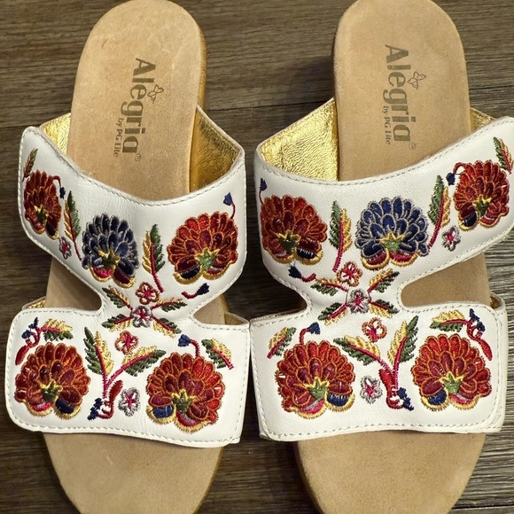Alegria white floral heels - Picture 2 of 10